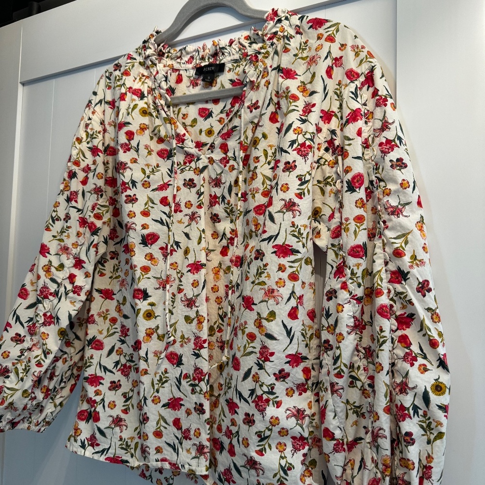 J. Crew Scalloped Tie Front Vintage Floral Blouse size Small